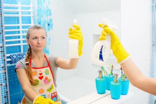 Professional end of tenancy cleaning in a Fulham living room
